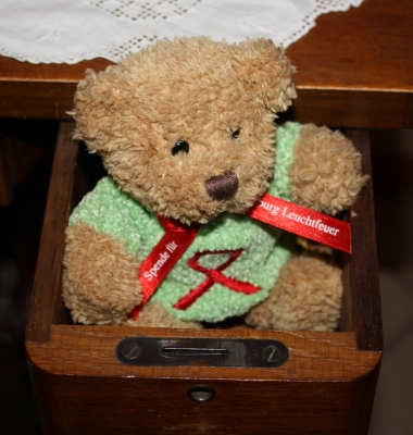 Teddy in Schublade