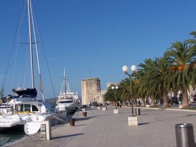 Promenade von Trogir (Kroatien)