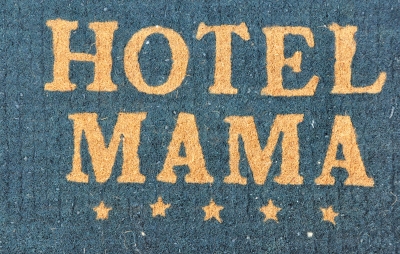 4*  Hotel Mama