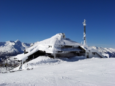 Hütte im Schnee