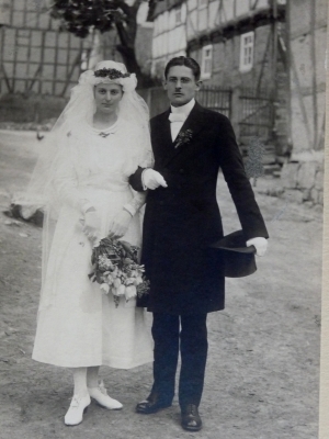 Hochzeit (um 1920)