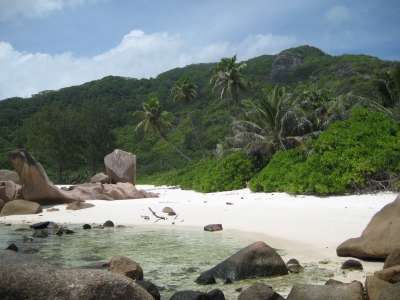 Strand auf Seychelleninsel