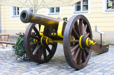 Kanone - Dresden Marktplatz