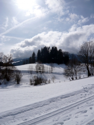 Sonne, Wolken, Schnee