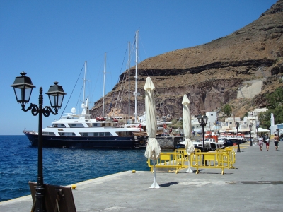 Hafen von Santorin