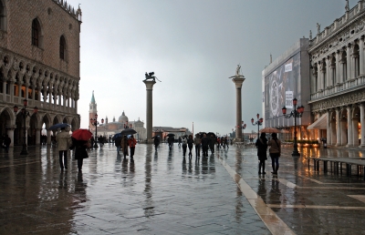 Venedig : im Regen, Piazetta