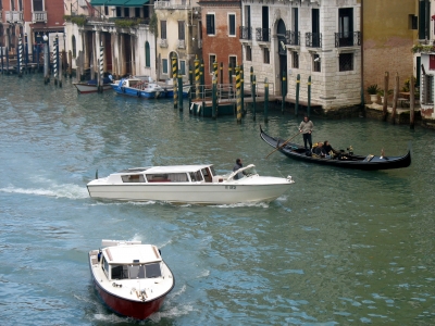Venedig : Blick von der Rialtobrücke auf den Canal Grande