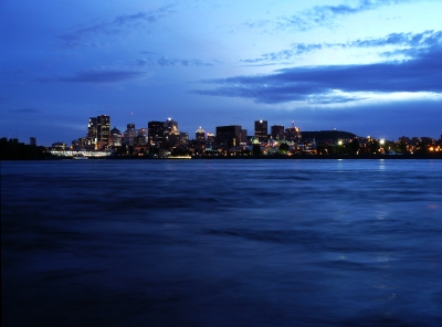 Blick über den St.Lawrence River auf Montréal