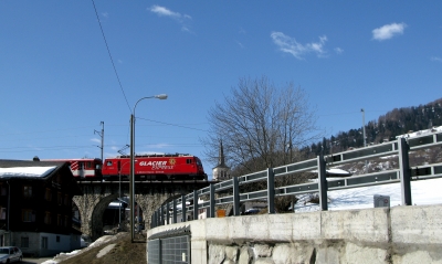 Glacier-Express im Goms