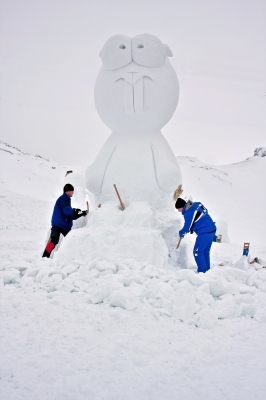 Schnee-Skulptur