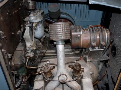 alter Krupp-Dieselmotor
