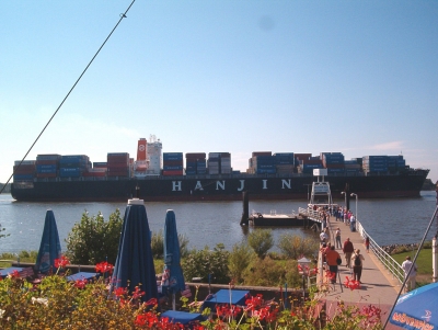 Containerschiff