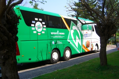 Mannschaftsbus vom S.V. Werder Bremen