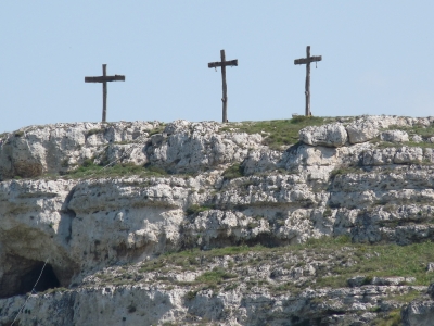 3 Kreuze bei der Höhlenstadt Matera