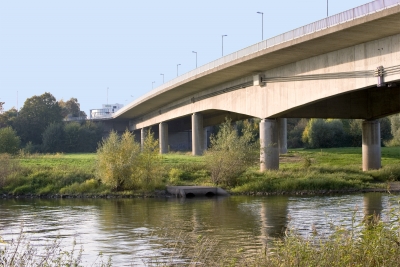Südbrücke über die Weser in Minden