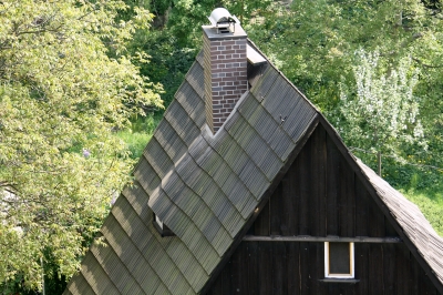 Auch Holz ist dicht - Dach des Hexenhauses in Bautzen