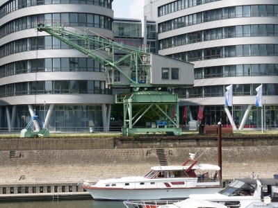 Alt und neu: Duisburg Innenhafen