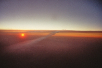Sonnenuntergang aus dem Flugzeug aufgenommen