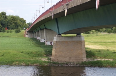 Brücke an der Elbe