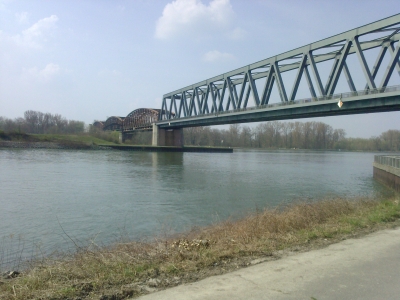 Rheinbrücke bei Iffezheim
