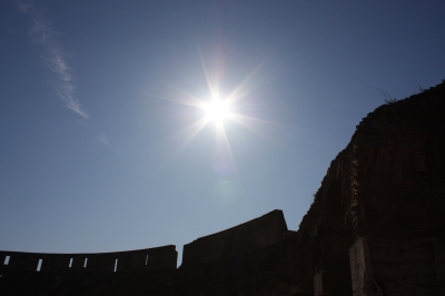 Sonne im Colosseum II