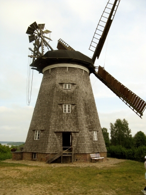 Holländerwindmühle in Benz