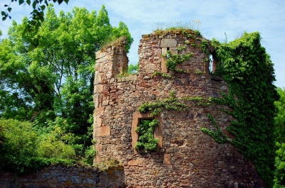 Wasserburg Veynau in der Eifel, Burgturm