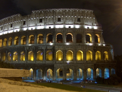 Kolloseum Rom bei Nacht