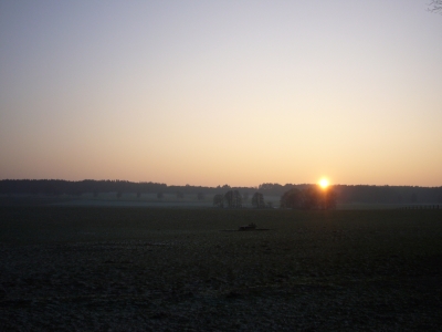 Einsam geht die Sonne unter