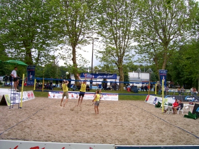 Beachvolleyball-Turnier im Stadtbad