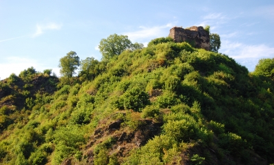 Burg Eltz, Ruine vom Nebengebäude