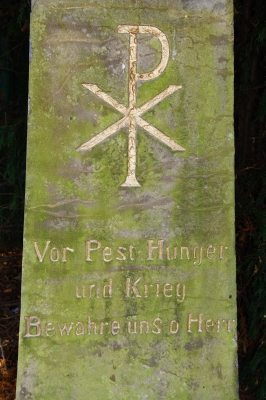 Gedenkstein bei Ringelheim