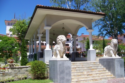 Löwenportal im Hotelgarten
