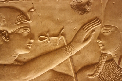 Sethos vor Gott Amun