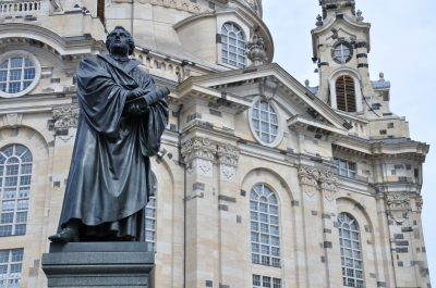 Luther vor Frauen-Kirche in Dresden
