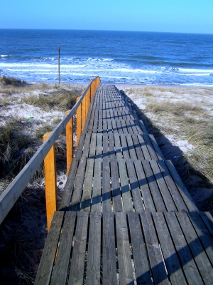 Holzweg zum Strand