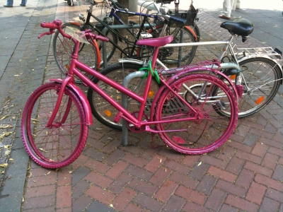 Das rosapinke Fahrrad