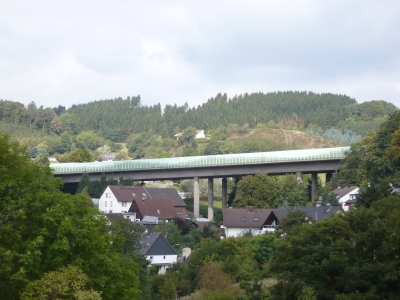 Autobahnbrücke im Sauerland