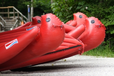 Schlauchboot in rot