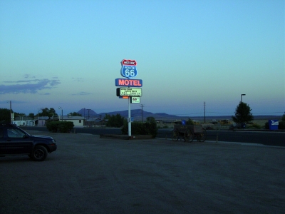 Motel in Seligmann, Route 66 Arizona, Abends