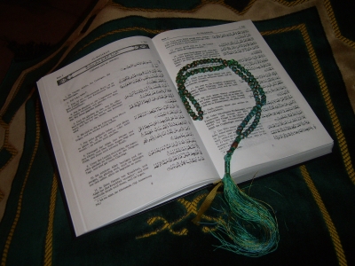 Der Heilige Koran und Gebetskette