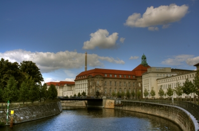 HDR - An der Spree