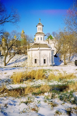 Kirche im Schnee