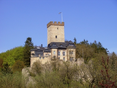 Burg zu Kerpen in der Eifel