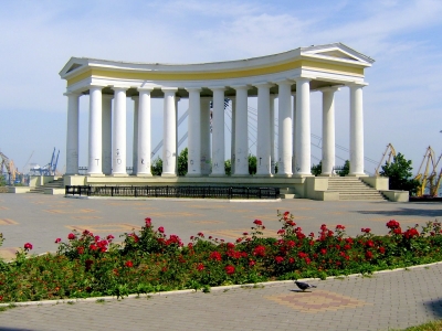 Säulenkollonade  am Woronzow-Palast in Odessa