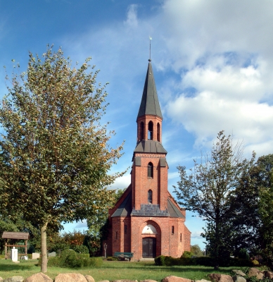 Dorfkirche in Kirchdorf (1) NVP
