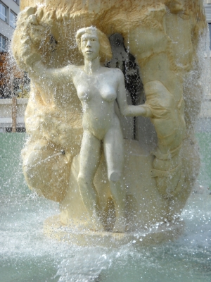 Frankfurter-Figuren-Brunnen (Brockhaus-Brunnen) -1-