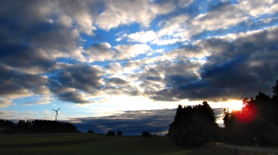 Abendsonne Wind und Wolken