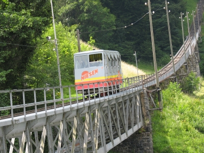 Niesen-Zahnradbahn