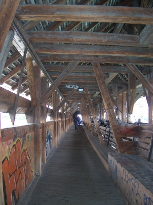 Brücke Stauwehr Thun